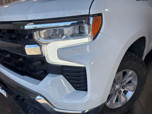 Used 2023 Chevrolet Silverado 1500 LT w/ Protection Package AWD/4WD image 9