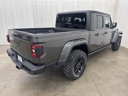 Used 2025 Jeep Gladiator Willys image 23