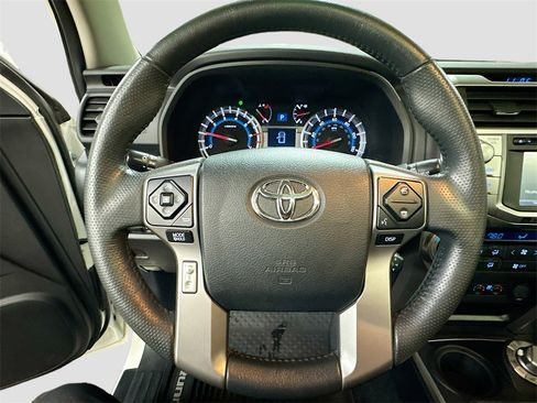 Used 2018 Toyota 4Runner Limited image 12