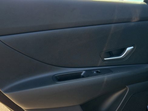 New 2026 Hyundai Elantra SE image 10