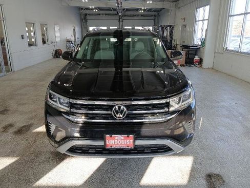 Used 2021 Volkswagen Atlas SEL image 3