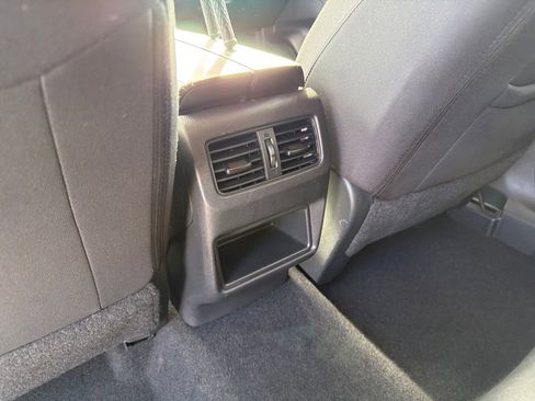 Certified 2025 Nissan Rogue S image 20