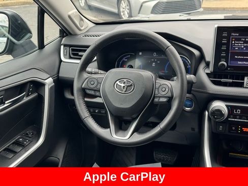 Used 2021 Toyota RAV4 Limited image 18