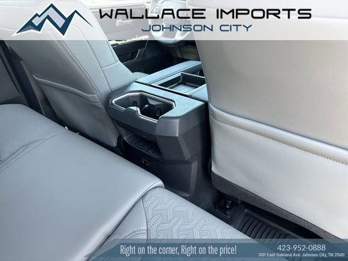 Used 2024 Toyota Tundra SR5 w/ SR5 Premium Package AWD/4WD image 39