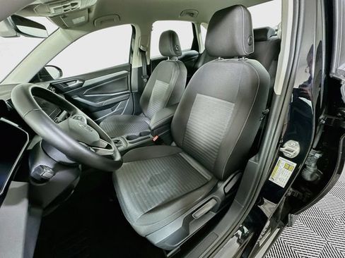 Certified 2025 Volkswagen Jetta S FWD image 20