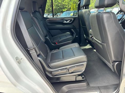 Used 2023 Chevrolet Tahoe Z71 w/ Luxury Package AWD/4WD image 20