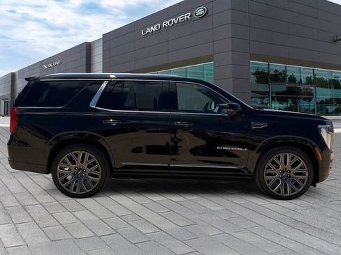 Used 2026 GMC Yukon Denali Ultimate AWD/4WD image 6