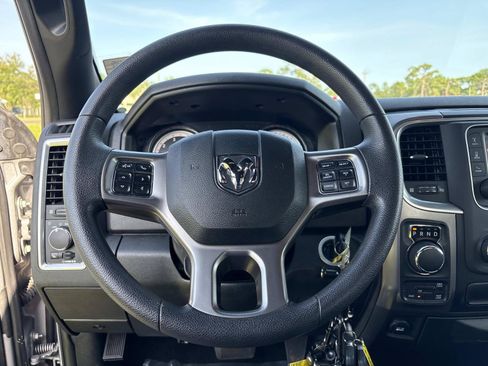 Certified 2024 RAM 1500 Warlock AWD/4WD image 26