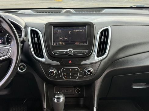 Used 2020 Chevrolet Equinox LT w/ Driver Convenience Package FWD image 13