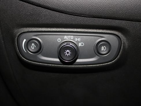 Used 2020 Chevrolet Equinox LT AWD/4WD image 42