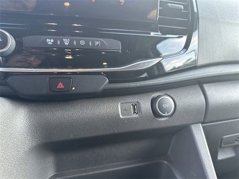 Used 2023 Ford Transit 350 XLT image 36