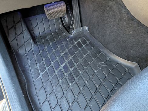 Certified 2021 Mercedes-Benz GLC 300 4MATIC image 18