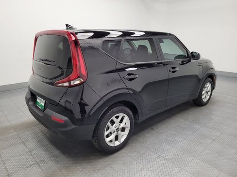 Used 2022 Kia Soul LX w/ Technology Package FWD image 10