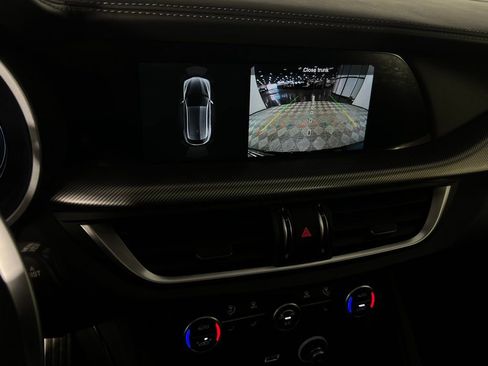 Used 2024 Alfa Romeo Stelvio Veloce image 19