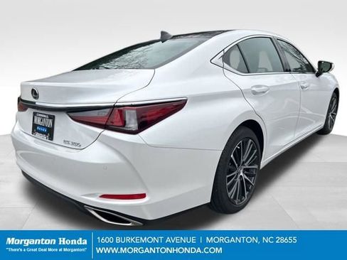 Used 2025 Lexus ES 350 w/ Premium Package image 9
