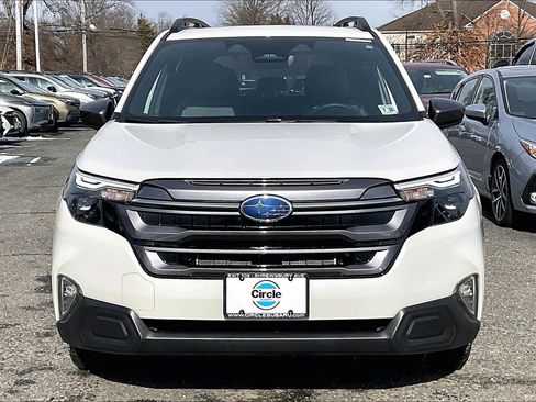 Certified 2025 Subaru Forester Premium image 3