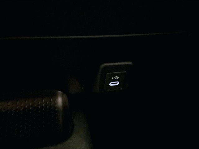 Used 2023 Toyota Corolla LE FWD image 31