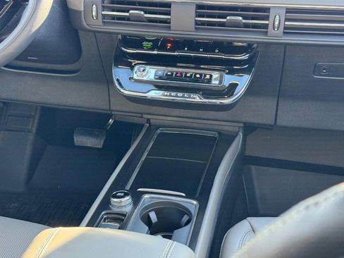 New 2025 Lincoln Corsair Grand Touring w/ Equipment Group 301A image 16