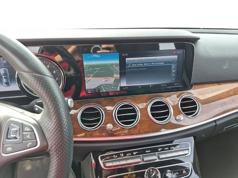 Used 2017 Mercedes-Benz E 300 E 300 w/ Premium 1 Package image 21