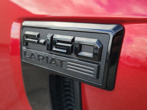 Certified 2025 Ford F150 Lariat w/ Equipment Group 501A Mid image 22