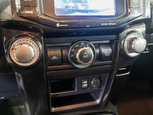 Used 2019 Toyota 4Runner TRD Off-Road Premium image 31