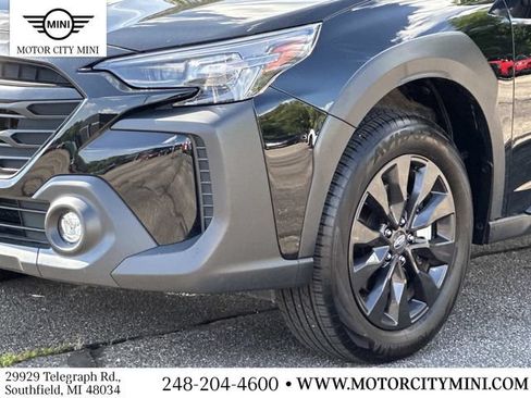 Used 2025 Subaru Outback Onyx Edition AWD/4WD image 10
