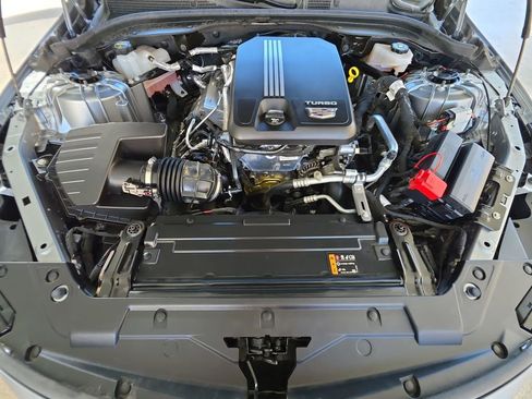 Used 2025 Cadillac CT5 Premium Luxury RWD image 31