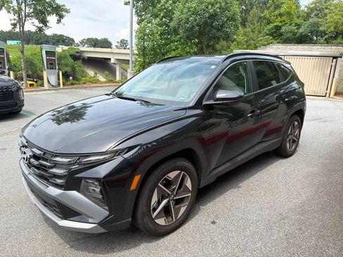 Used 2025 Hyundai Tucson SEL FWD image 3