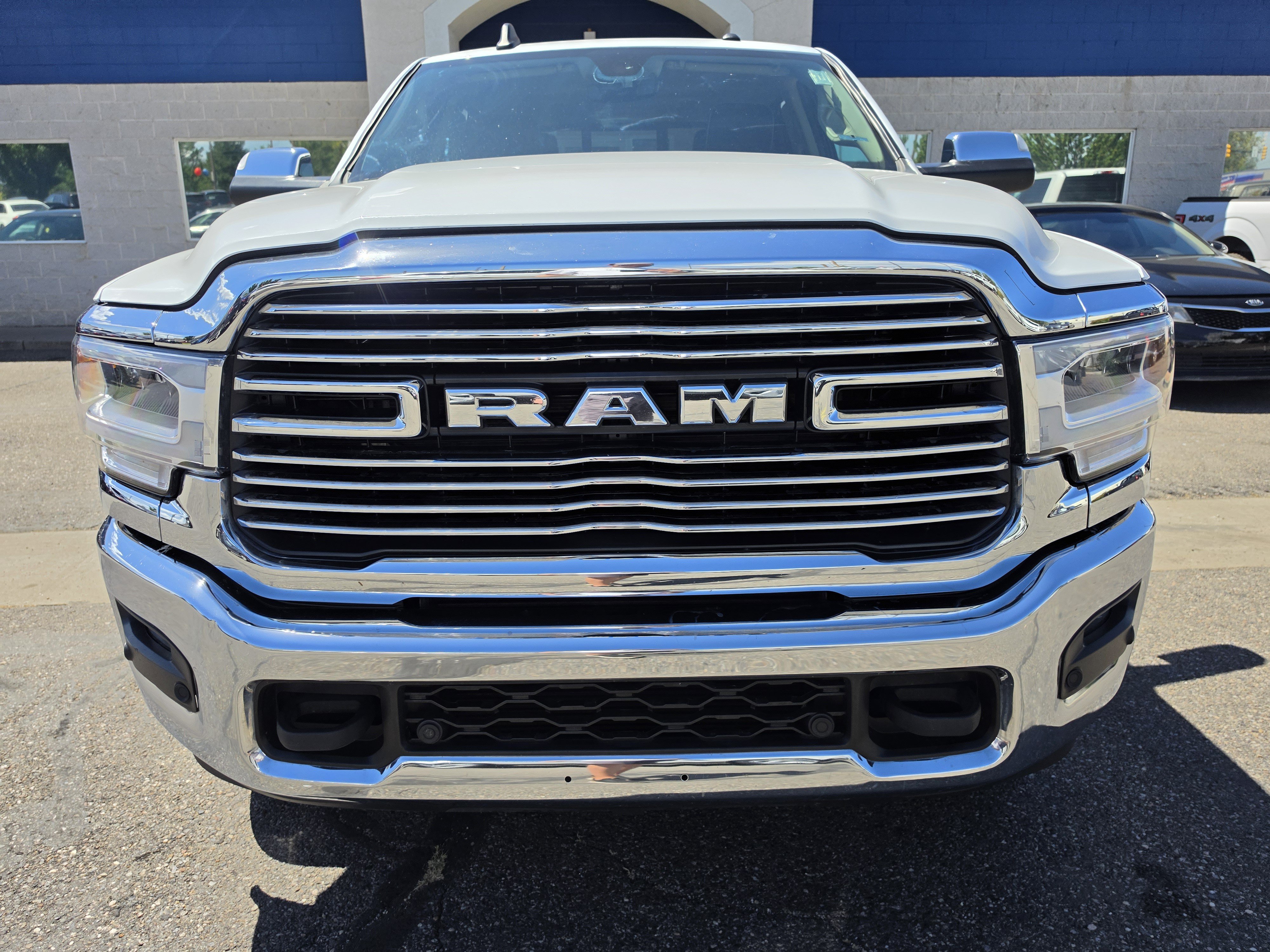 Used 2022 RAM 2500 Laramie AWD/4WD image 10