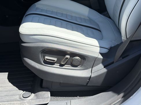 Used 2023 Rivian R1S Adventure AWD/4WD image 15