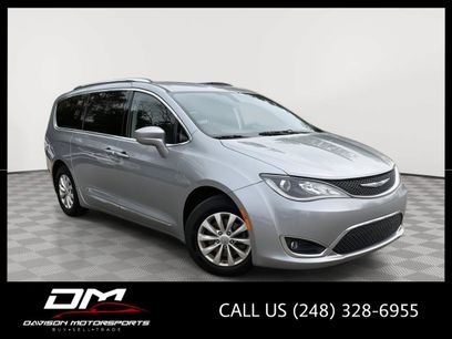 Used 2018 Chrysler Pacifica Touring-L Plus