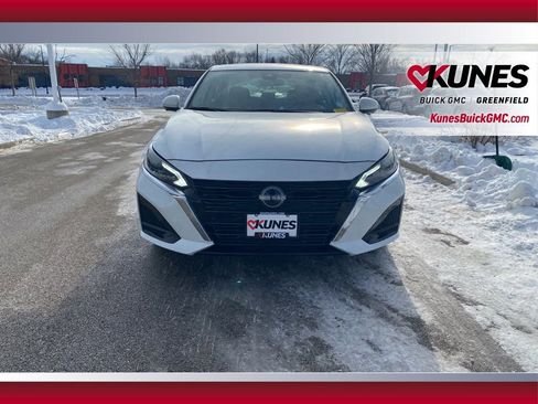 Used 2024 Nissan Altima 2.5 SL image 4