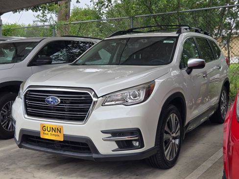 Used 2022 Subaru Ascent Touring AWD/4WD image 4