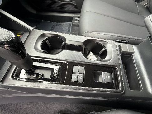 New 2026 Subaru Outback Premium AWD/4WD image 13