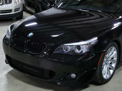 Used 2010 BMW 535i Sedan image 6