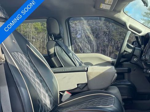 Used 2017 Ford F150 XLT AWD/4WD image 9