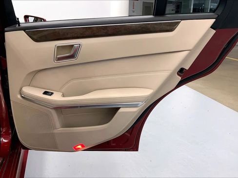 Certified 2016 Mercedes-Benz E 350 Sedan image 12