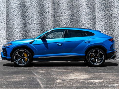 Used 2019 Lamborghini Urus AWD/4WD image 21