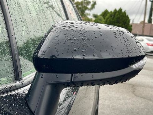 Certified 2025 Toyota Corolla SE image 19