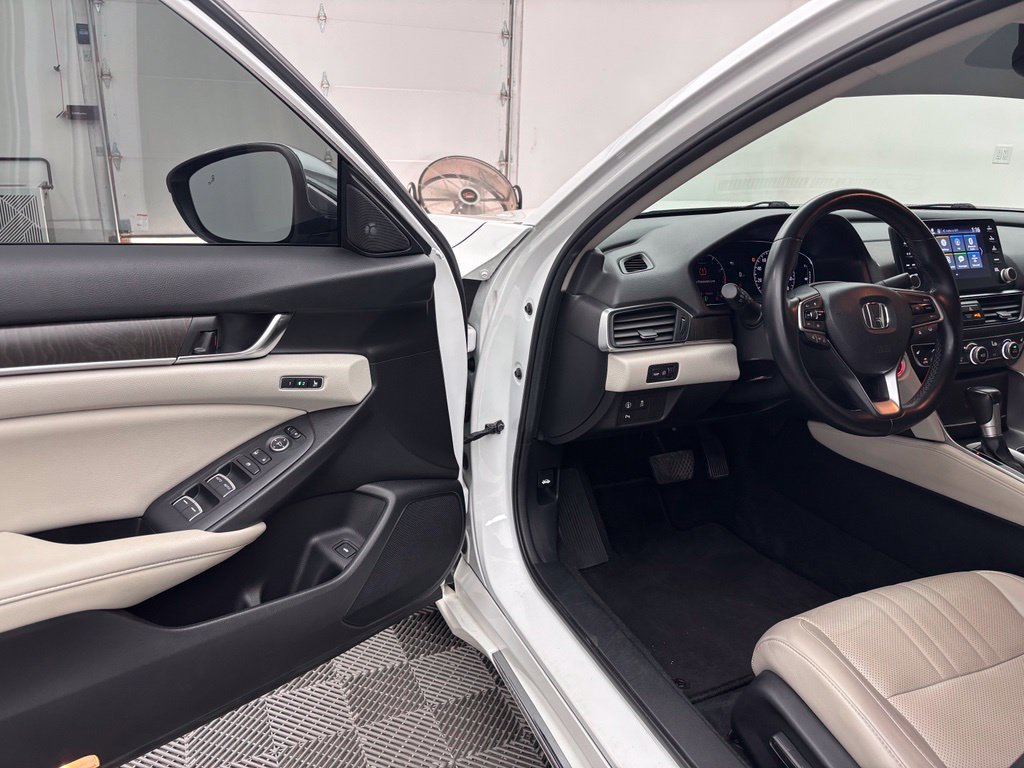 Used 2021 Honda Accord EX-L image 16