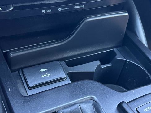 Used 2022 Lexus ES 300h w/ Premium Package image 17