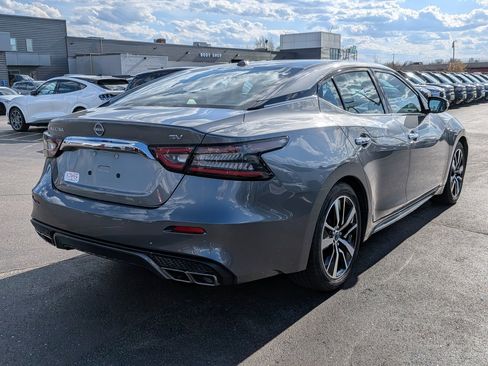 Used 2023 Nissan Maxima SV w/ Floor Mat Group FWD image 4