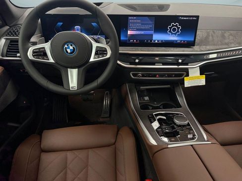 New 2026 BMW X5 xDrive50e image 22