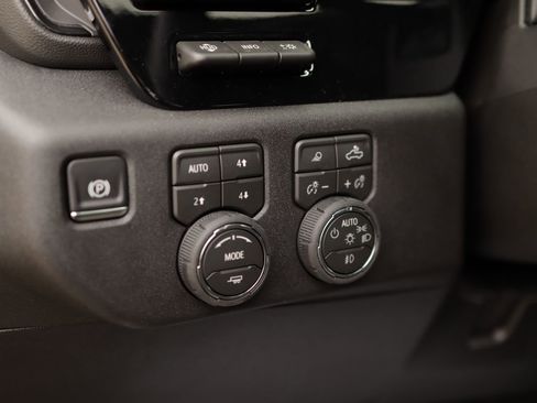 New 2026 Chevrolet Silverado 2500 ZR2 w/ LPO, Dark Essentials Package AWD/4WD image 11