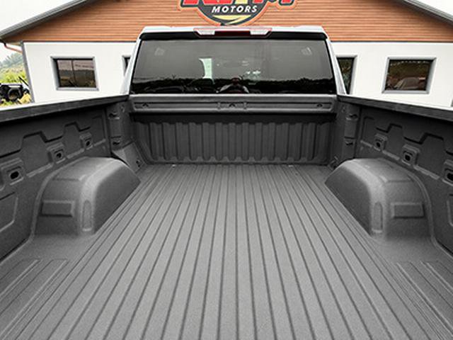 Used 2020 Chevrolet Silverado 1500 Custom w/ Custom Value Package AWD/4WD image 11
