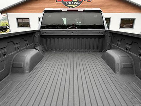 Used 2020 Chevrolet Silverado 1500 Custom w/ Custom Value Package AWD/4WD image 11