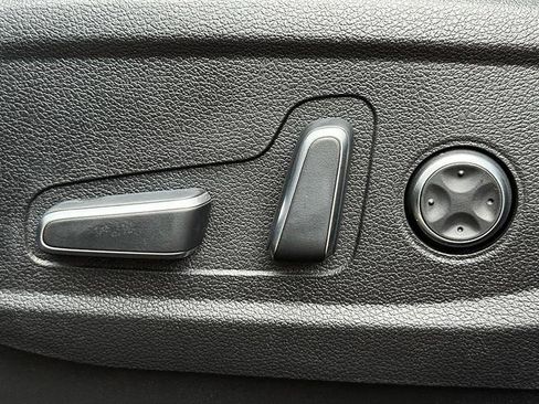 Used 2024 Hyundai Palisade SEL FWD image 17