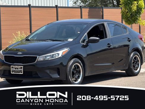 Used 2017 Kia Forte LX FWD image 11