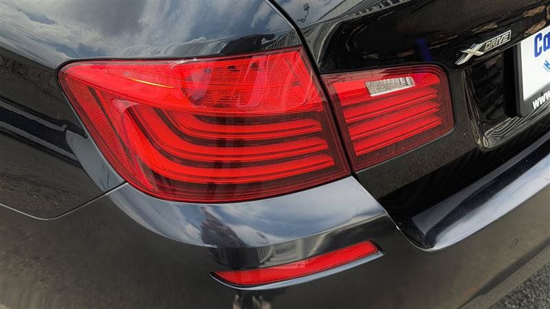 Used 2016 BMW 550i xDrive Sedan AWD/4WD image 13