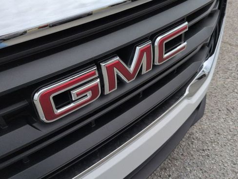 Used 2022 GMC Terrain SLE w/ Driver Convenience Package image 46